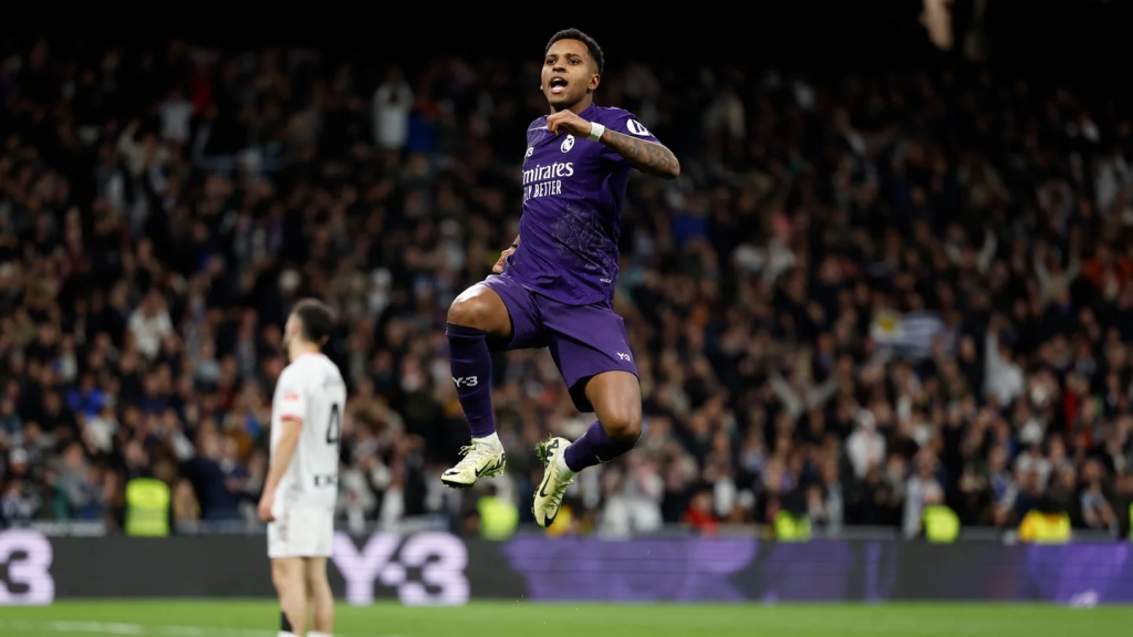 Real Madrid 2 – 0 Athletic Club: Domingo de rosas para los blancos